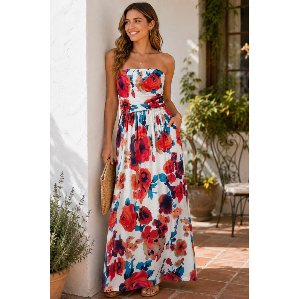 Your next summer dress — AND it has pockets! White Maxi Dress Floral Print